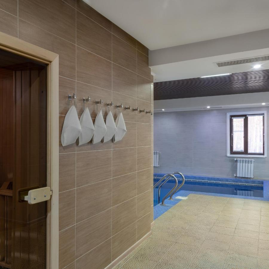 Park House Hotel Barmashino Buitenkant foto